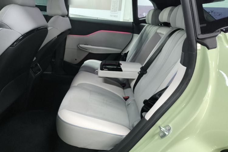 Used VOYAH COURAGE 2024 Long-Range Supercharge Edition Left Rear Seat