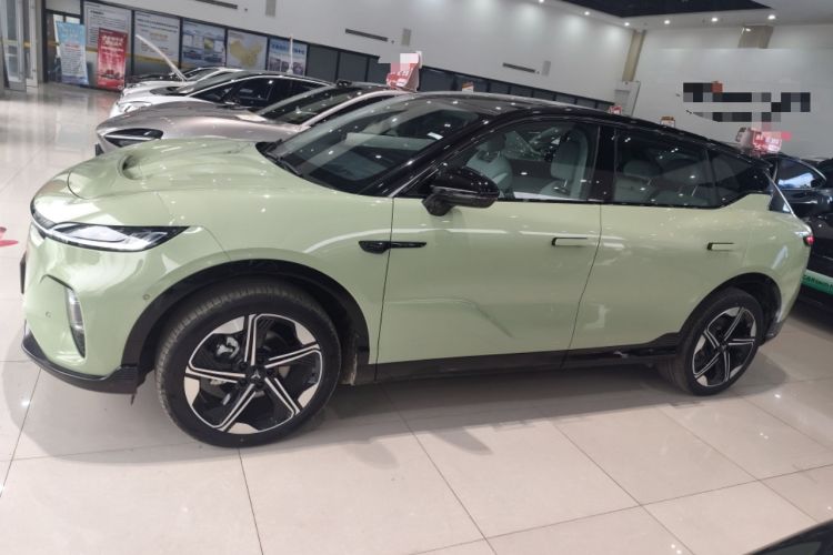 Used VOYAH COURAGE 2024 Long-Range Smart Edition Left Side