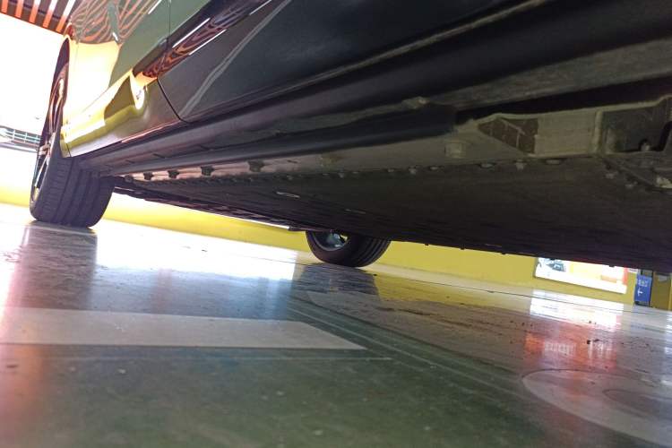 Used VOYAH COURAGE 2024 Long-Range Smart Edition Left Side Sill