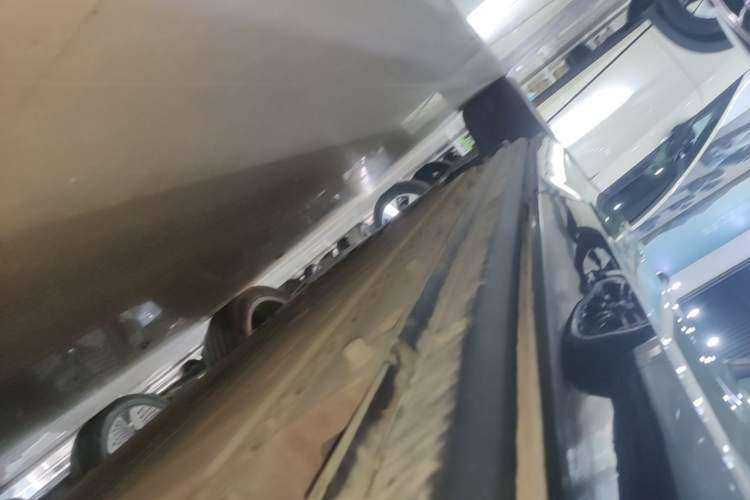 Used VOYAH COURAGE 2024 Ultra-Long Range Smart Enjoyment Version Left Side Sill