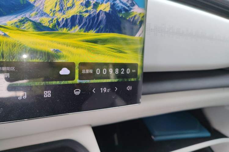 Used VOYAH COURAGE 2024 Long-Range Smart Edition Odometer Close Up