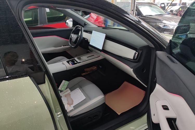 Used VOYAH COURAGE 2024 Long-Range Smart Edition Right Front Seat