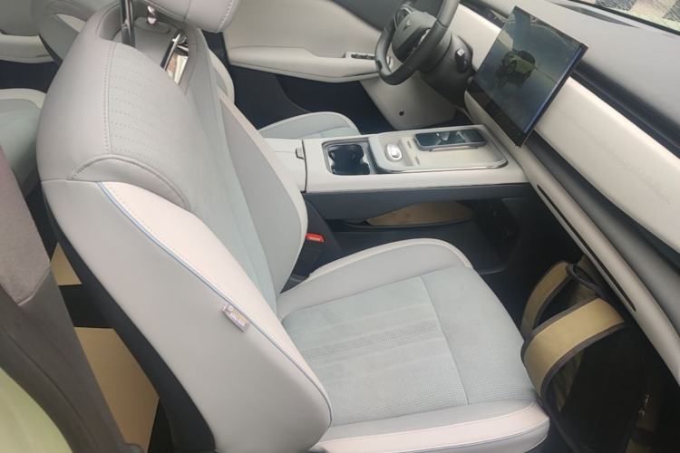 Used VOYAH COURAGE 2024 Ultra-Long Range Smart Enjoyment Version Right Front Seat