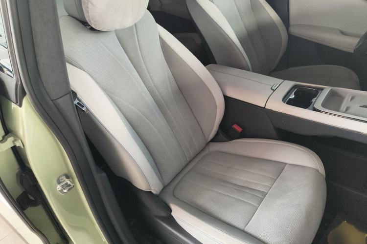 Used VOYAH COURAGE 2024 Ultra-Long Range Smart Enjoyment Version Right Front Seat