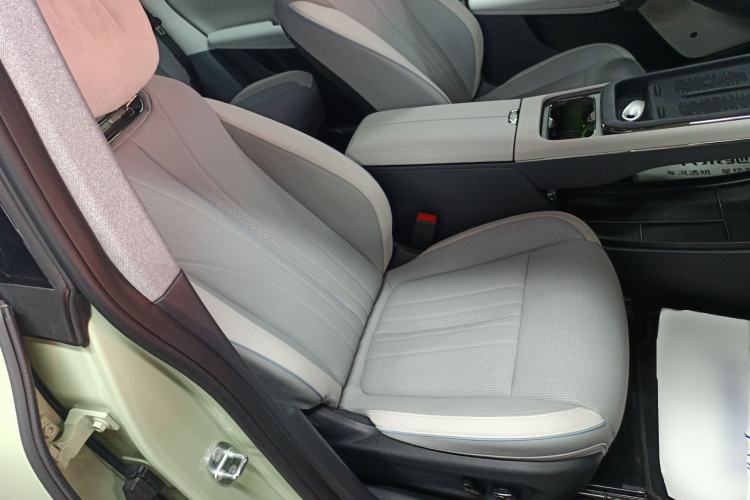 Used VOYAH COURAGE 2024 Long-Range Smart Edition Right Front Seat