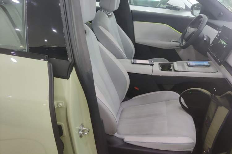 Used VOYAH COURAGE 2024 Ultra-Long Range Smart Enjoyment Version Right Front Seat