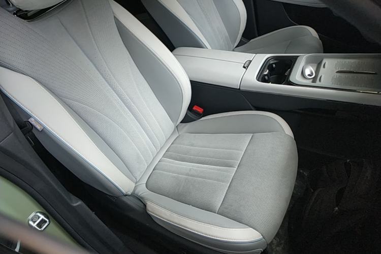 Used VOYAH COURAGE 2024 Ultra-Long Range Smart Enjoyment Version Right Front Seat