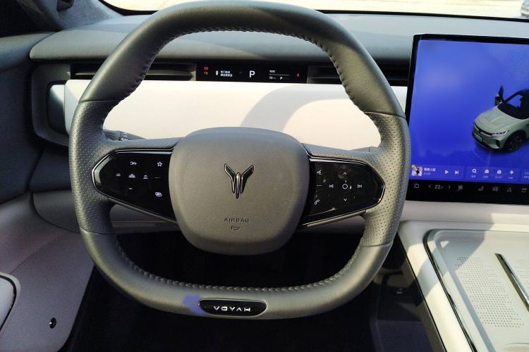 Used VOYAH COURAGE 2024 Ultra-Long Range Smart Enjoyment Version Steering Wheel