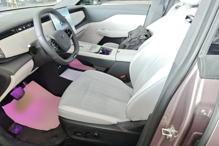 Used VOYAH COURAGE 2024 Four-Wheel Drive Global Edition Left Front Seat