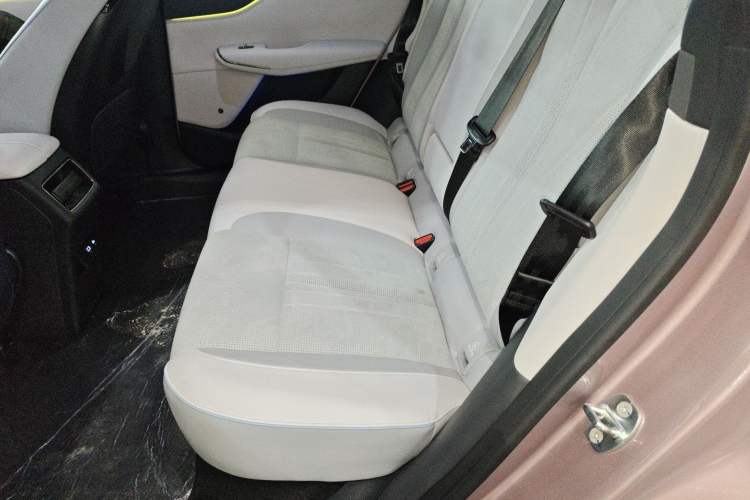 Used VOYAH COURAGE 2024 Four-Wheel Drive Global Edition Left Rear Seat