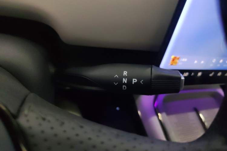 Used VOYAH COURAGE 2024 Ultra-Long Range Smart Enjoyment Version Gear Lever