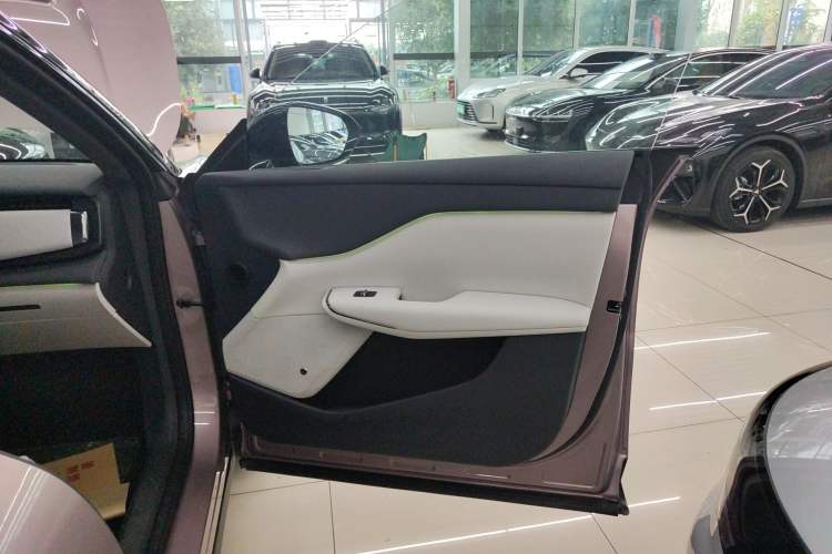 Used VOYAH COURAGE 2024 Ultra-Long Range Smart Enjoyment Version Interior 5
