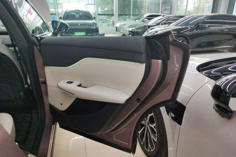 Used VOYAH COURAGE 2024 Ultra-Long Range Smart Enjoyment Version Interior 6