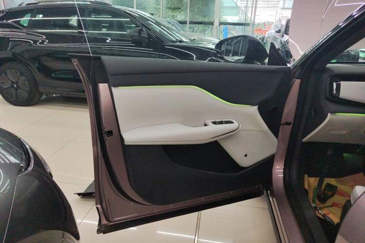 Used VOYAH COURAGE 2024 Ultra-Long Range Smart Enjoyment Version Interior 7
