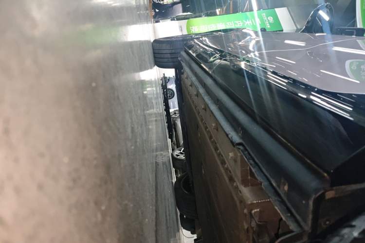 Used VOYAH COURAGE 2024 Four-Wheel Drive Global Edition Left Side Sill