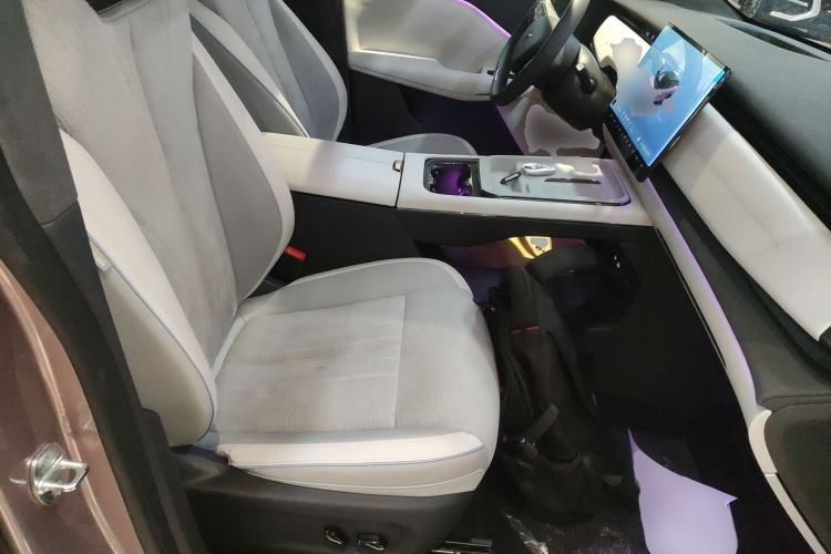 Used VOYAH COURAGE 2024 Four-Wheel Drive Global Edition Right Front Seat