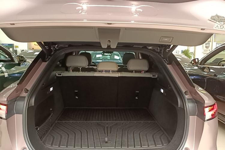 Used VOYAH COURAGE 2024 Four-Wheel Drive Global Edition Trunk