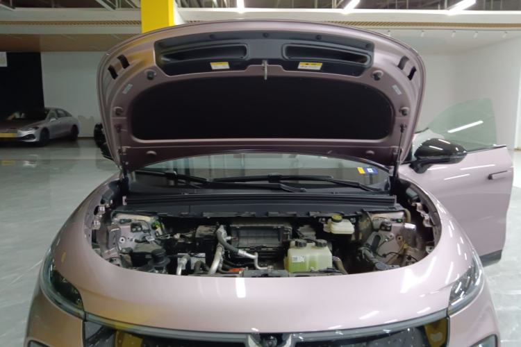 Used VOYAH COURAGE 2024 Four-Wheel Drive Global Edition Engine Bay