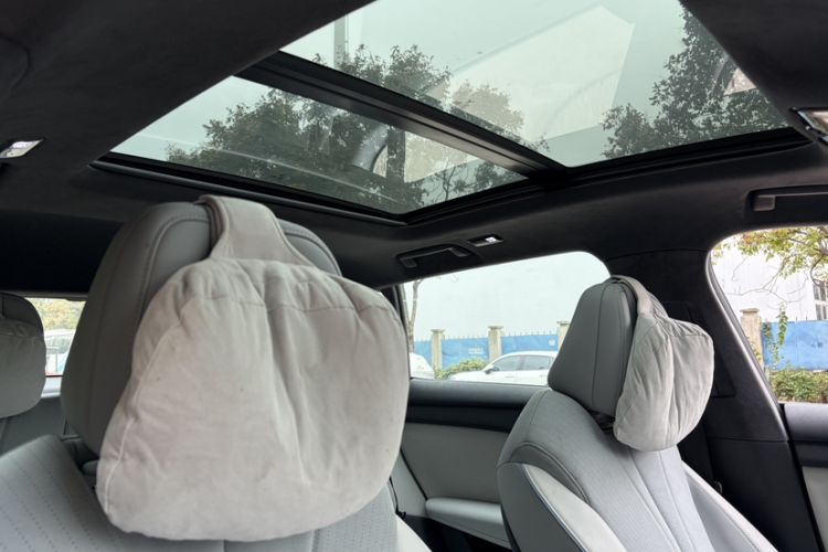 Used VOYAH COURAGE 2024 Four-Wheel Drive Global Edition Headliner