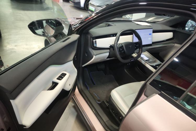 Used VOYAH COURAGE 2024 Four-Wheel Drive Global Edition Interior 3