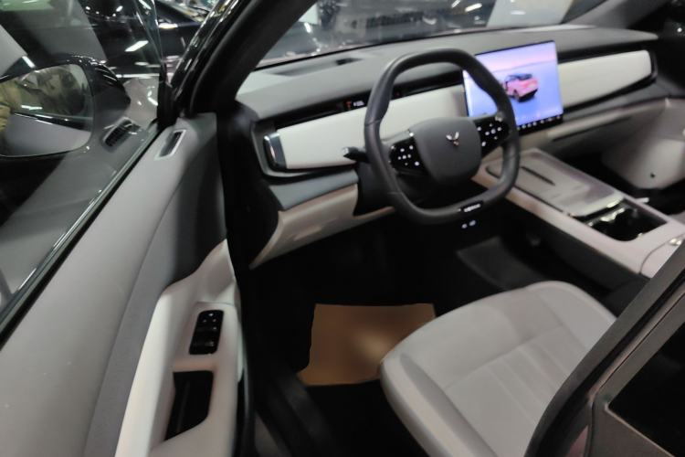 Used VOYAH COURAGE 2024 Four-Wheel Drive Global Edition Interior 3