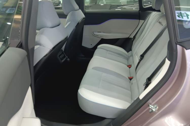 Used VOYAH COURAGE 2024 Ultra-Long Range Smart Enjoyment Version Interior 4