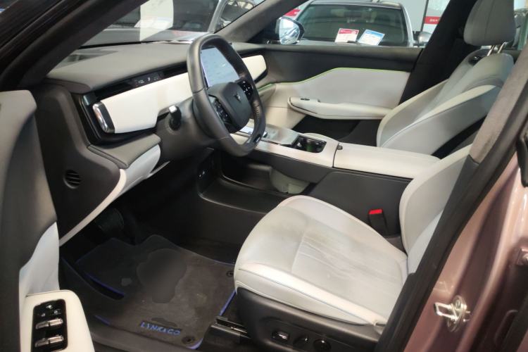 Used VOYAH COURAGE 2024 Four-Wheel Drive Global Edition Left Front Seat