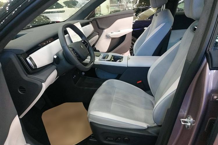 Used VOYAH COURAGE 2024 Ultra-Long Range Smart Enjoyment Version Left Front Seat