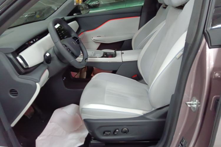 Used VOYAH COURAGE 2024 Four-Wheel Drive Global Edition Left Front Seat
