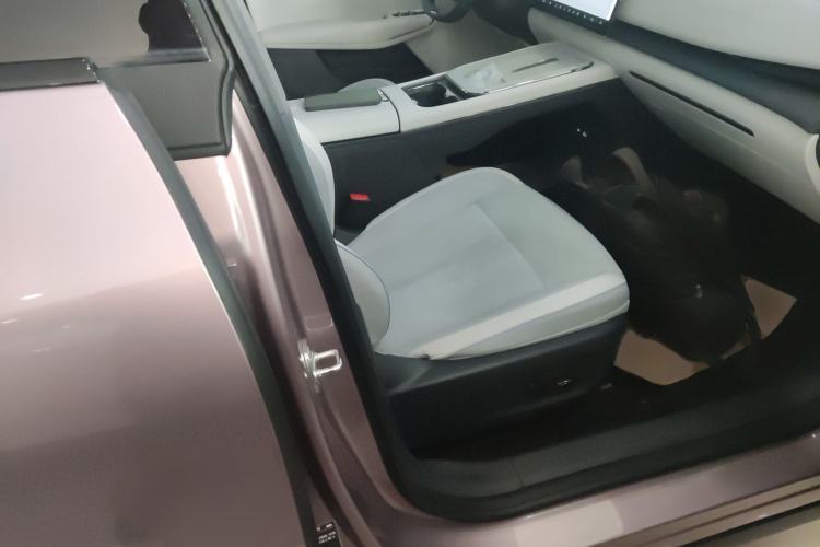 Used VOYAH COURAGE 2024 Ultra-Long Range Smart Enjoyment Version Right Front Seat