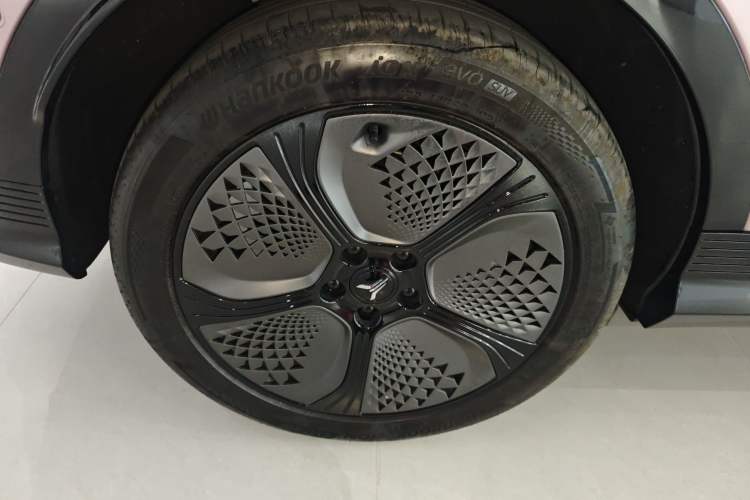 Used VOYAH COURAGE 2024 Ultra-Long Range Smart Enjoyment Version Right Rear Wheel Hub