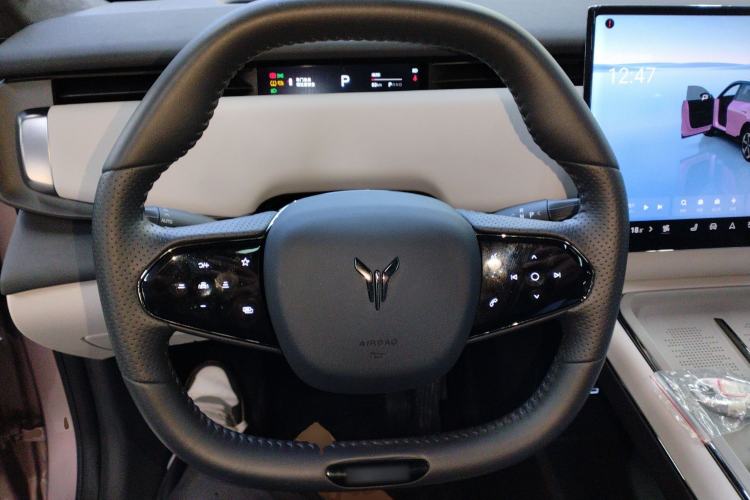 Used VOYAH COURAGE 2024 Ultra-Long Range Smart Enjoyment Version Steering Wheel