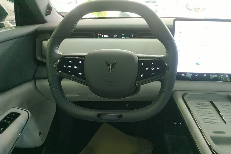 Used VOYAH COURAGE 2024 Ultra-Long Range Smart Enjoyment Version Steering Wheel