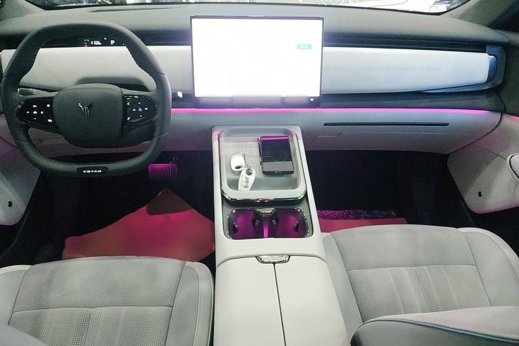 Used VOYAH COURAGE 2024 Ultra-Long Range Smart Enjoyment Version Center Console
