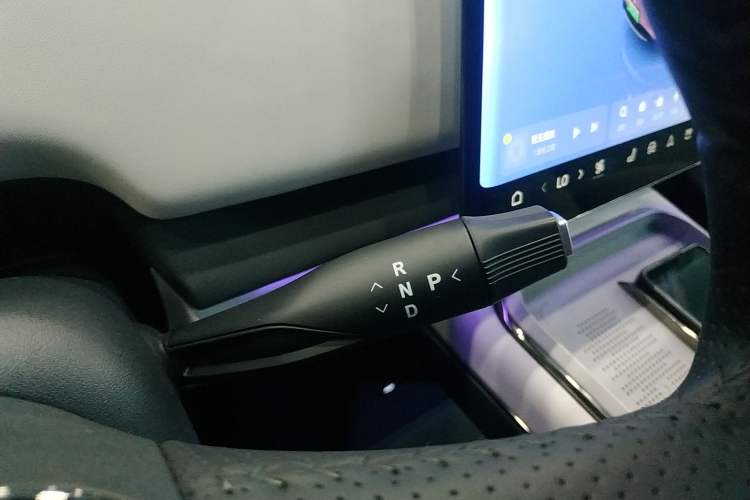 Used VOYAH COURAGE 2024 Ultra-Long Range Smart Enjoyment Version Gear Lever