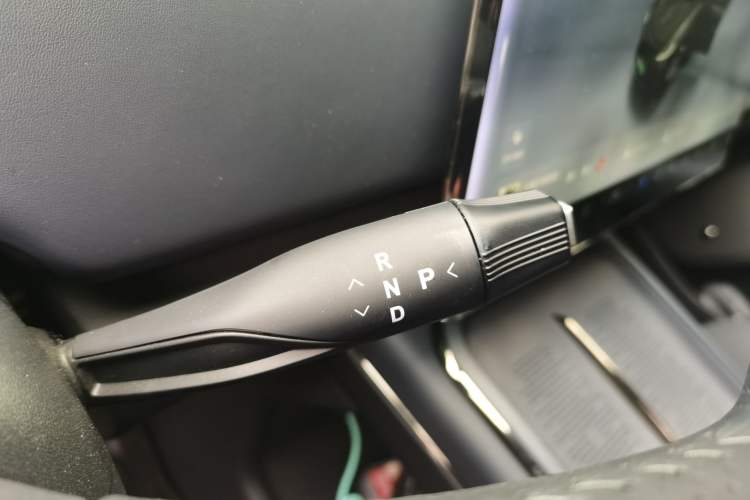 Used VOYAH COURAGE 2024 Long-Range Supercharge Edition Gear Lever