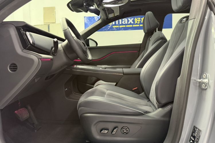 Used VOYAH COURAGE 2024 Long-Range Supercharge Edition Interior 1