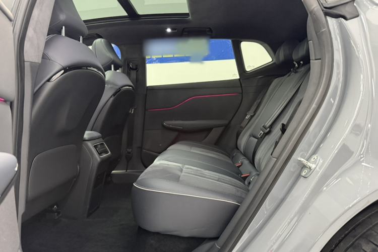 Used VOYAH COURAGE 2024 Long-Range Supercharge Edition Interior 2