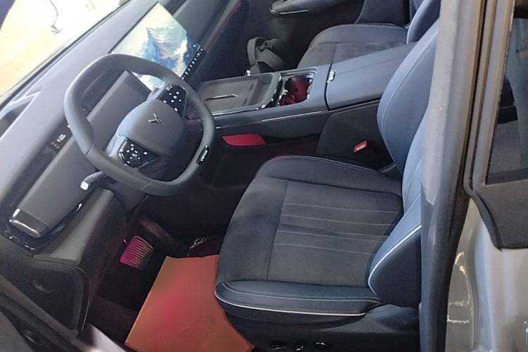 Used VOYAH COURAGE 2024 Long-Range Supercharge Edition Left Front Seat