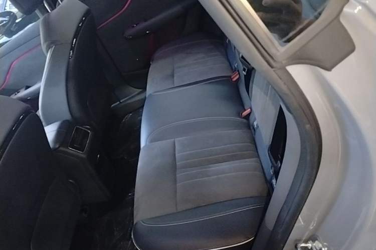 Used VOYAH COURAGE 2024 Long-Range Supercharge Edition Left Rear Seat