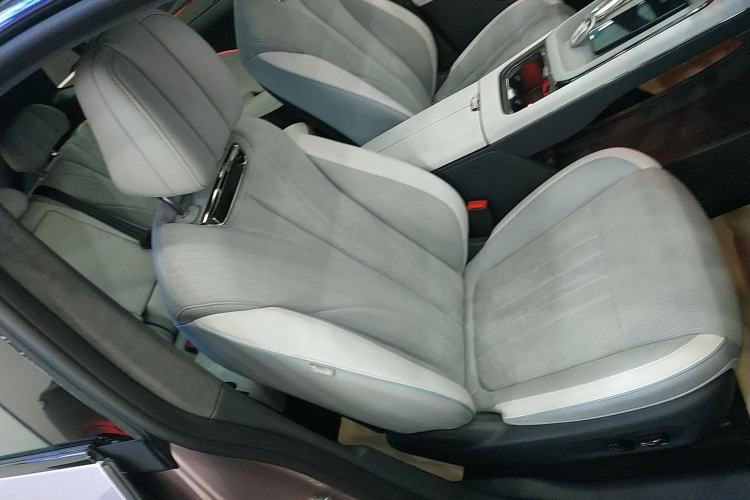 Used VOYAH COURAGE 2024 Ultra-Long Range Smart Enjoyment Version Right Front Seat