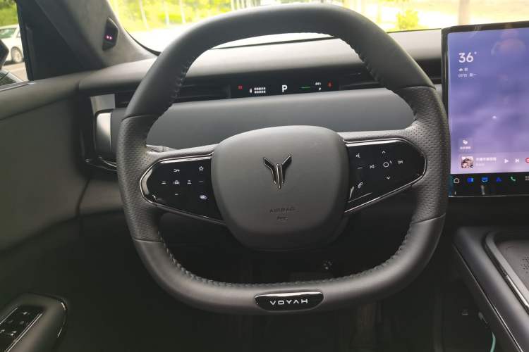 Used VOYAH COURAGE 2024 Long-Range Supercharge Edition Steering Wheel