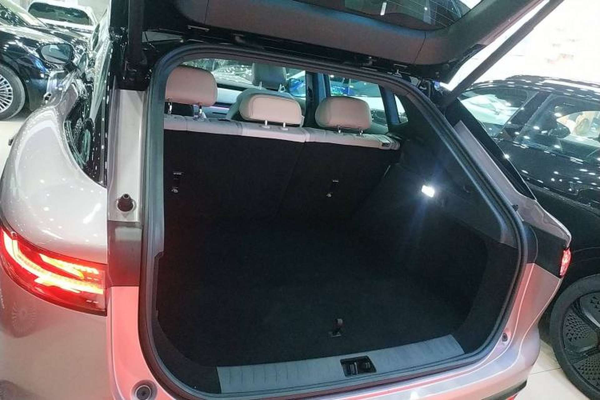 Used VOYAH COURAGE 2024 Ultra-Long Range Smart Enjoyment Version Trunk