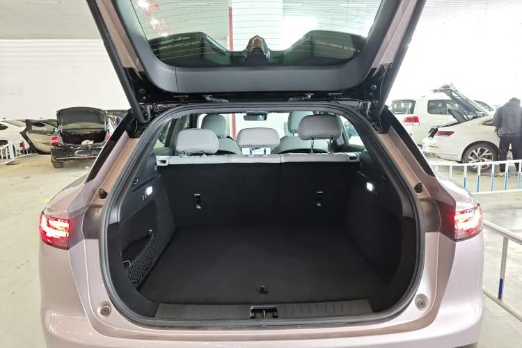 Used VOYAH COURAGE 2024 Four-Wheel Drive Global Edition Trunk