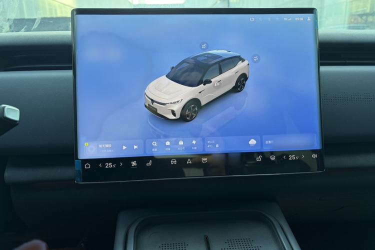 Used VOYAH COURAGE 2024 Long-Range Smart Edition Audio And AC Panel