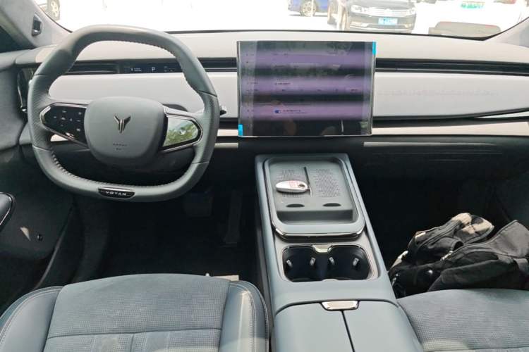 Used VOYAH COURAGE 2024 Long-Range Supercharge Edition Center Console
