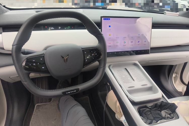 Used VOYAH COURAGE 2024 Long-Range Supercharge Edition Center Console
