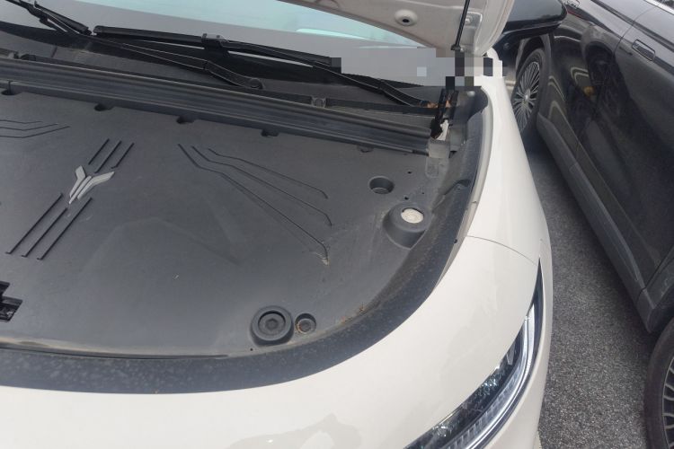 Used VOYAH COURAGE 2024 Long-Range Supercharge Edition Engine Bay Left