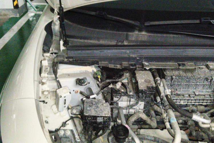 Used VOYAH COURAGE 2024 Long-Range Supercharge Edition Engine Bay Right