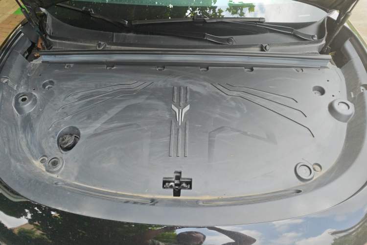 Used VOYAH COURAGE 2024 Long-Range Supercharge Edition Engine Bay